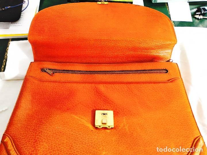 Vintage: MALET&Iacute;N CARTERA DE PIEL - VARIOS COMPARTIMENTOS - Foto 3