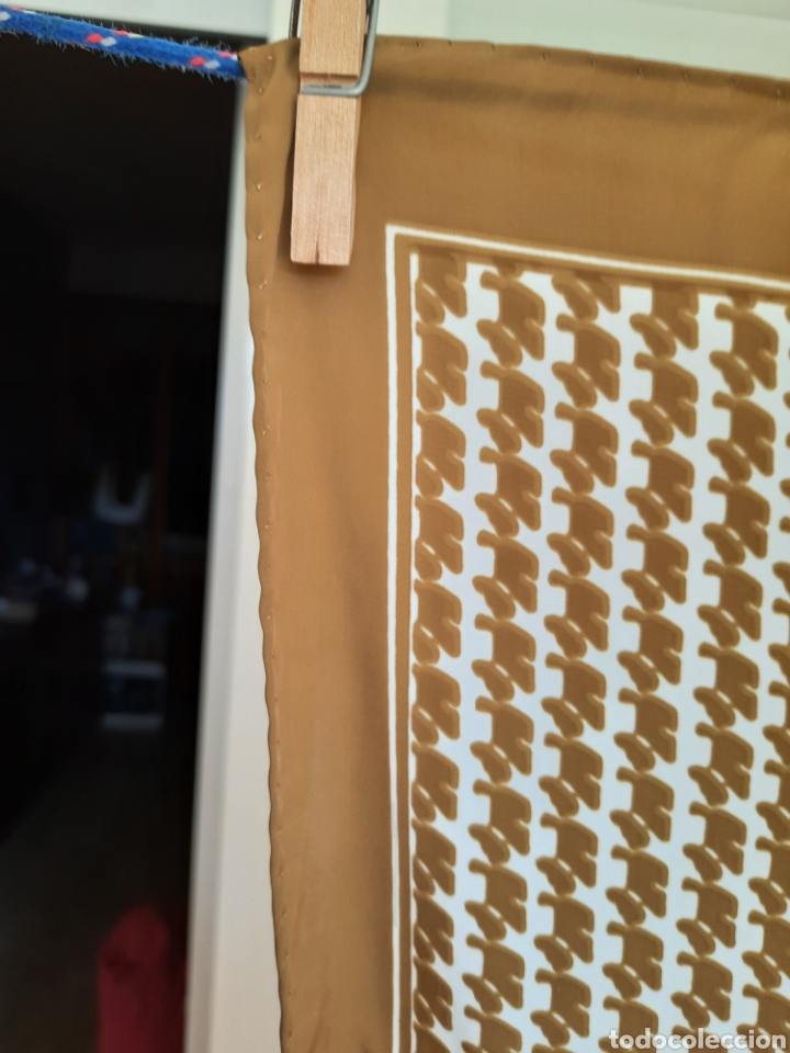 Vintage: Pa&ntilde;uelo raso.