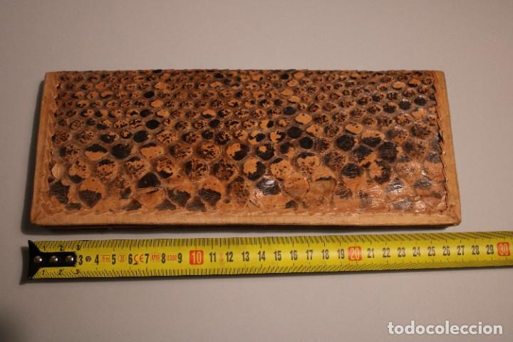 Vintage: BOLSO DE PIEL DE SERPIENTE CON INTERIOR EN CUERO. - Foto 11