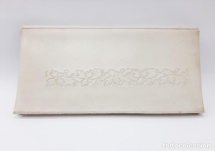 Vintage: Embrague de pl&aacute;stico vintage, monedero - Foto 1