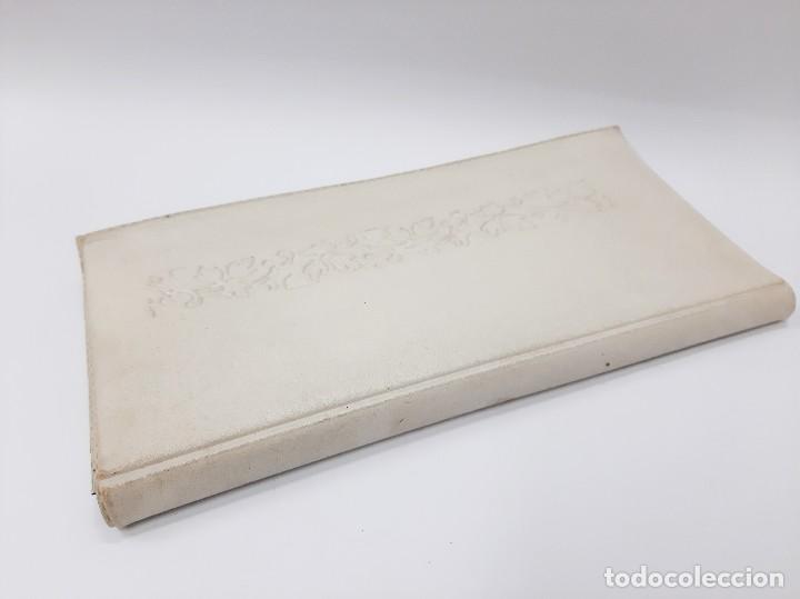 Vintage: Embrague de pl&aacute;stico vintage, monedero - Foto 4