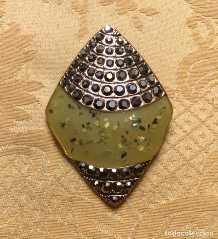 Vintage: BROCHE VINTAGE ESMALTE Y PEDRER&Iacute;A - Foto 1