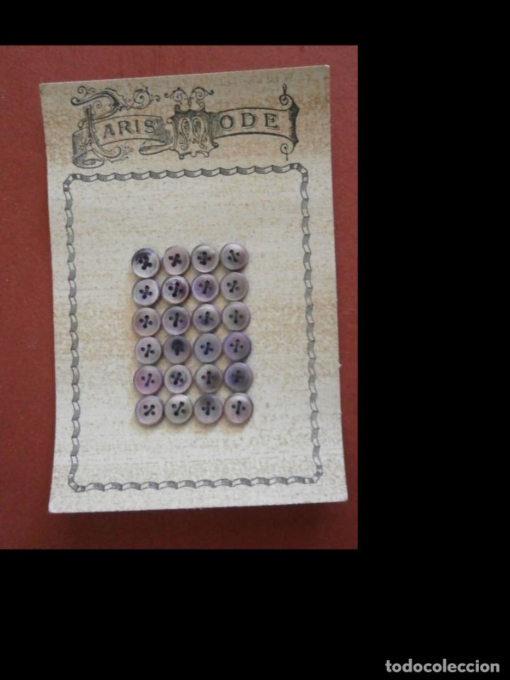 Vintage: Carton 24 botones Paris Mode - Foto 1