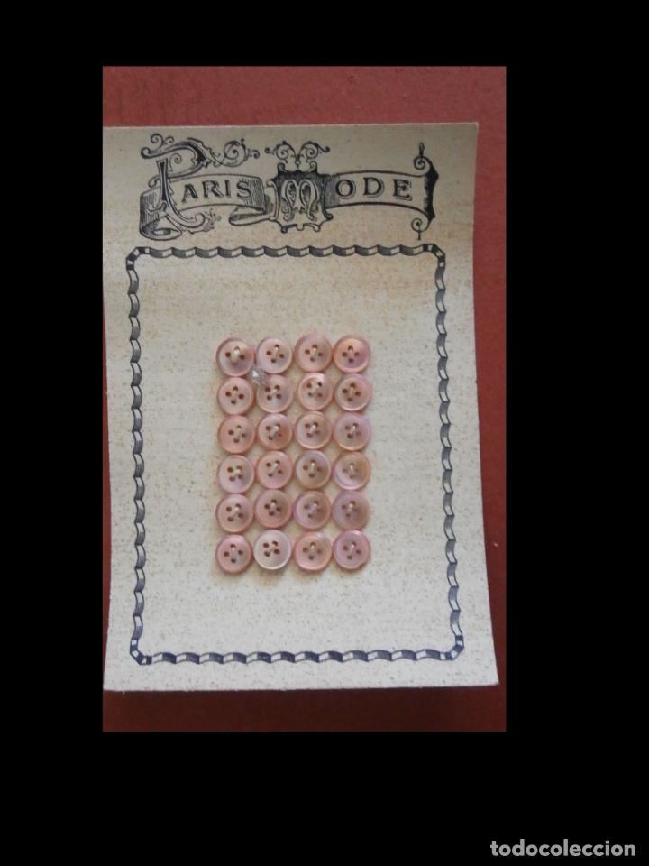 Vintage: Carton 24 botones Paris Mode - Foto 1