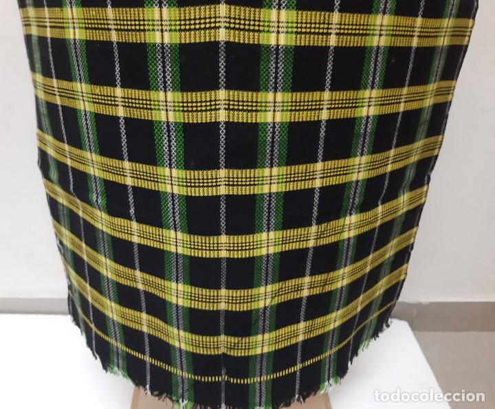 Vintage: Delantal de cuadros en negro y amarillo - Foto 4