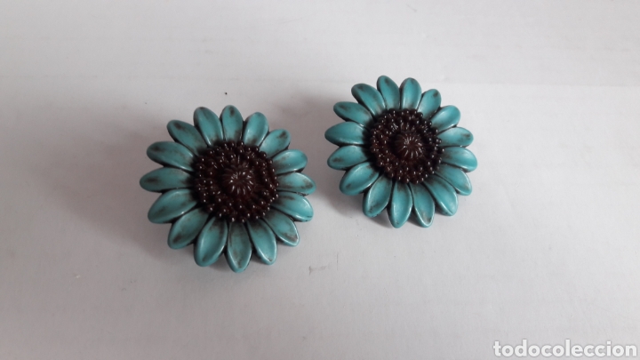 Vintage: Pendientes de los 80. Margaritas turquesa - Foto 1