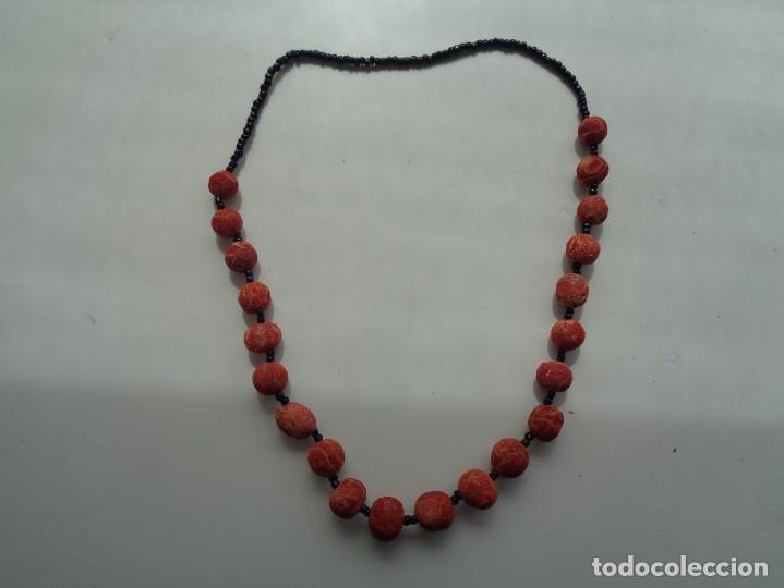 Vintage: ORIGINAL COLLAR EN ROJO Y NEGRO - Foto 1