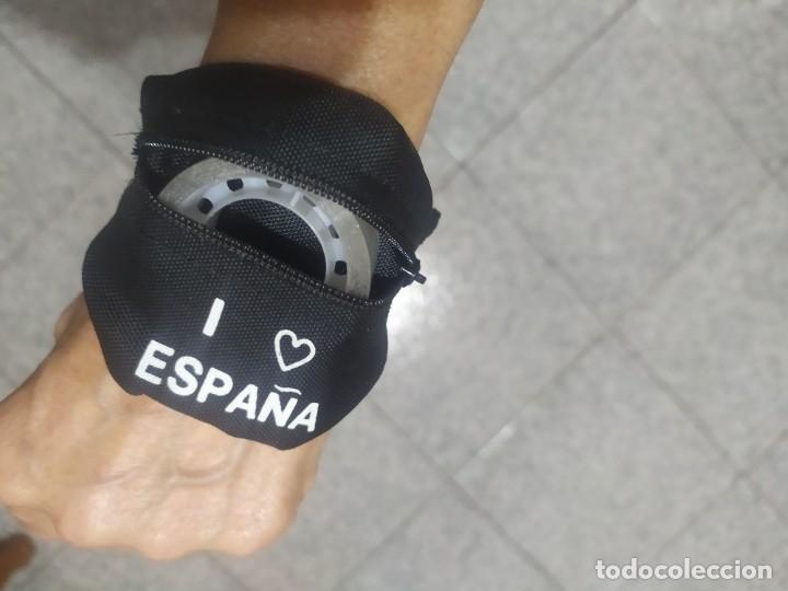 Vintage: MONEDERO PARA LLEVAR EN LA MU&Ntilde;ECA - Foto 2