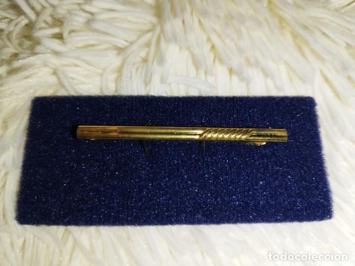 Vintage: Alfiler corbata caballero dorado - Foto 2