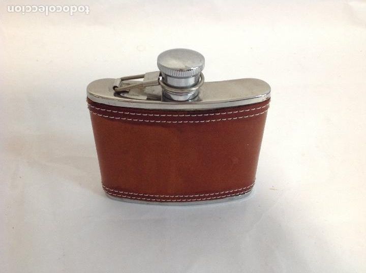Vintage: Petaca de acero y cuero. Made in Spain - Foto 1