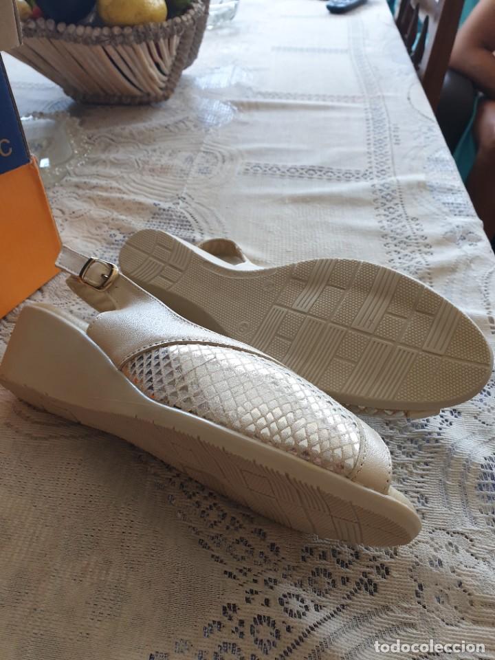Vintage: zapato espa&ntilde;ol - Foto 4