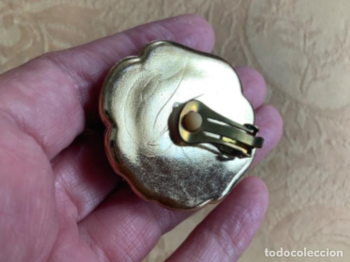 Vintage: PENDIENTES VINTAGE DE PASTA, FLOR DORADA - Foto 5