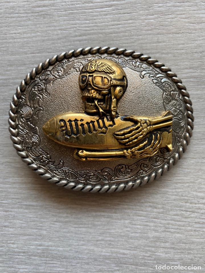 Vintage: HEBILLA CINTUR&Oacute;N MET&Aacute;LICA CALAVERA - Foto 1
