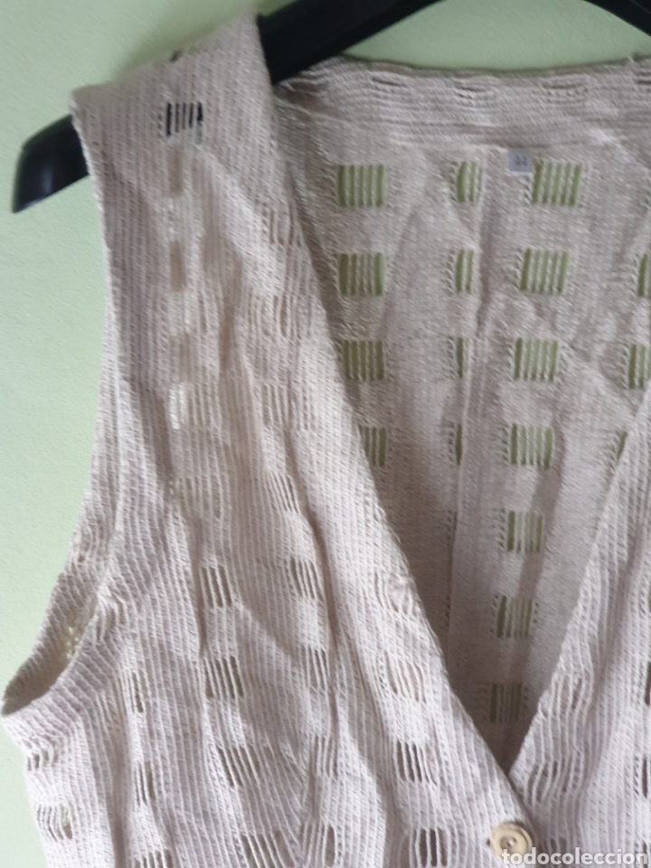 Vintage: Chaleco beige de punto. Talla 44. - Foto 4
