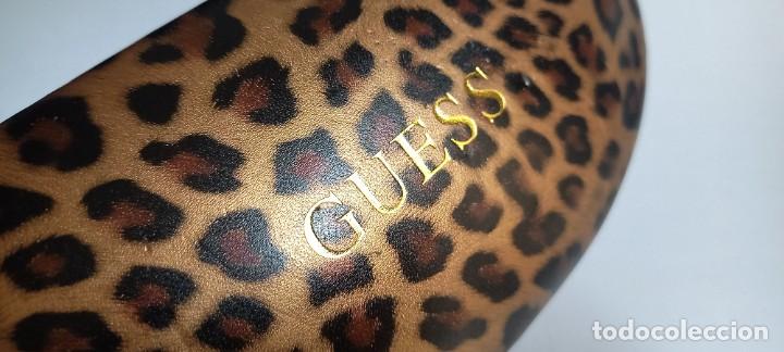 Vintage: GUESS ORIGINAL - FUNDA GAFAS DE SOL MODELO ANCHO - Foto 3