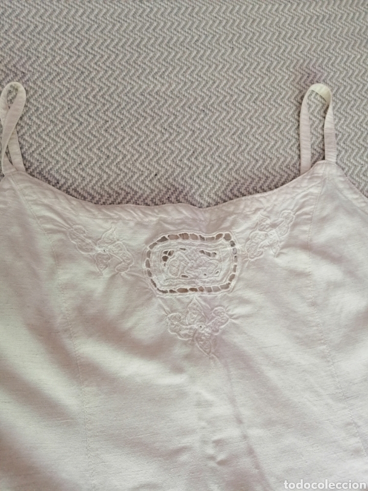 Vintage: Camis&oacute;n o vestido vintage. - Foto 3