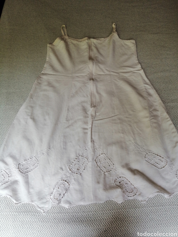 Vintage: Camis&oacute;n o vestido vintage. - Foto 1