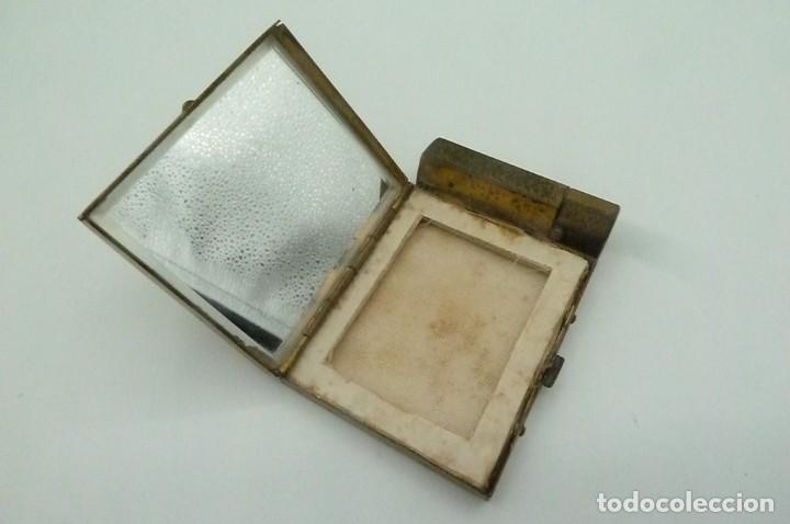Vintage: Antigua polvera con espejo - Foto 5