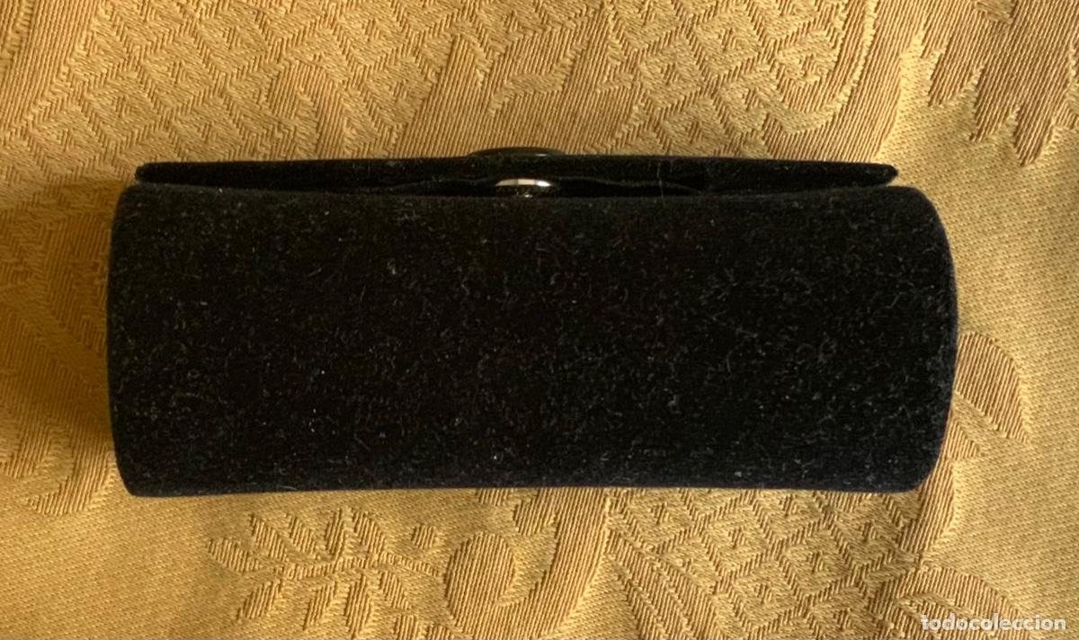Vintage: CAJA PARA PINTA LABIOS REPUJADA - Foto 5