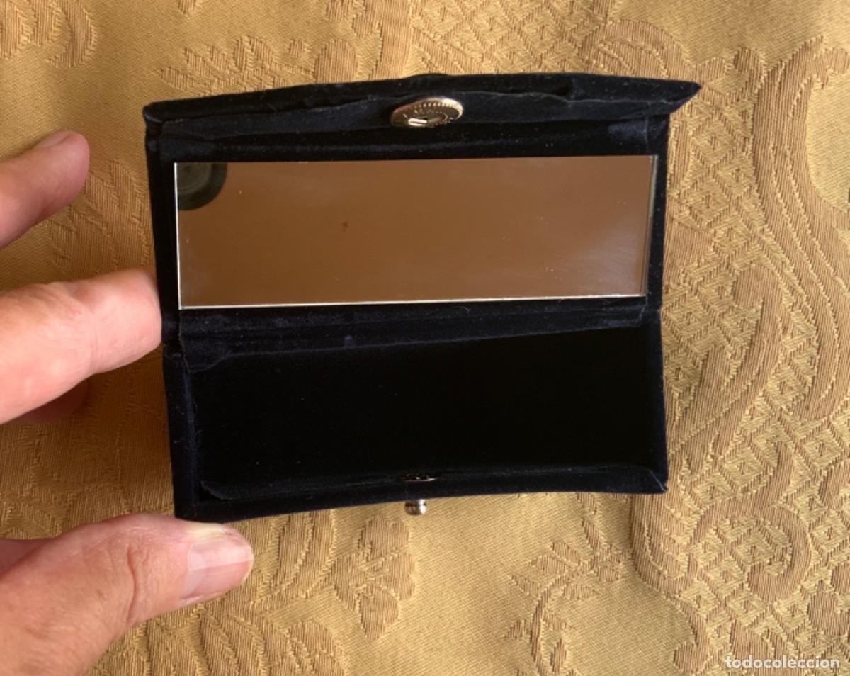 Vintage: CAJA PARA PINTA LABIOS REPUJADA - Foto 7