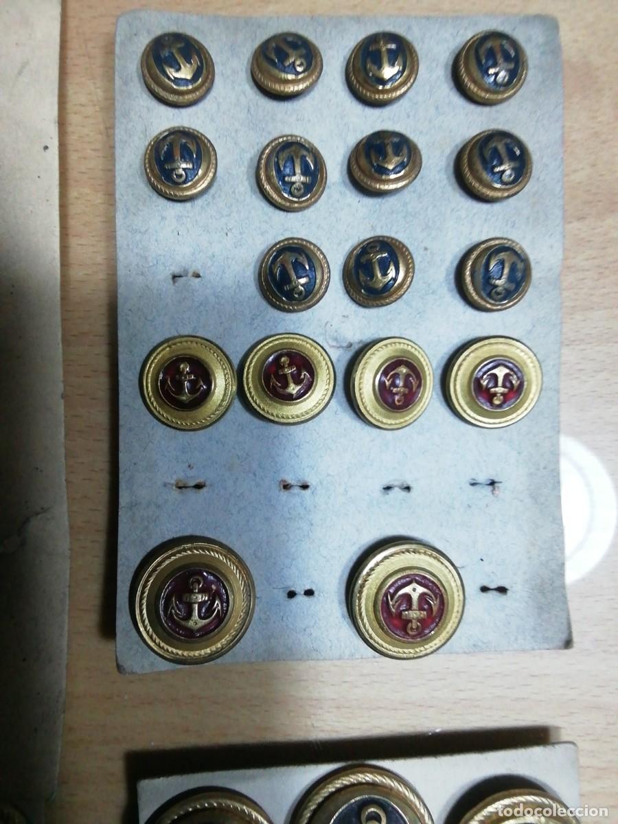 Vintage: *BOTONES DE ANCLA. 64 UNIDADES (Rf:71/b*) - Foto 5
