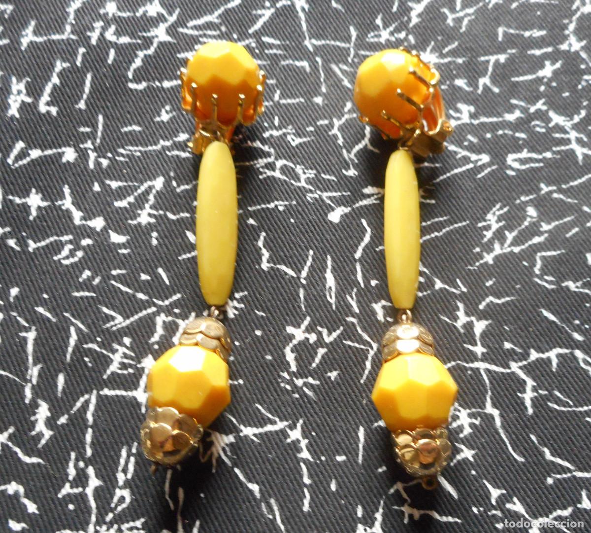 Vintage: PENDIENTES LARGOS DE LOS A&Ntilde;OS 60 - Foto 2