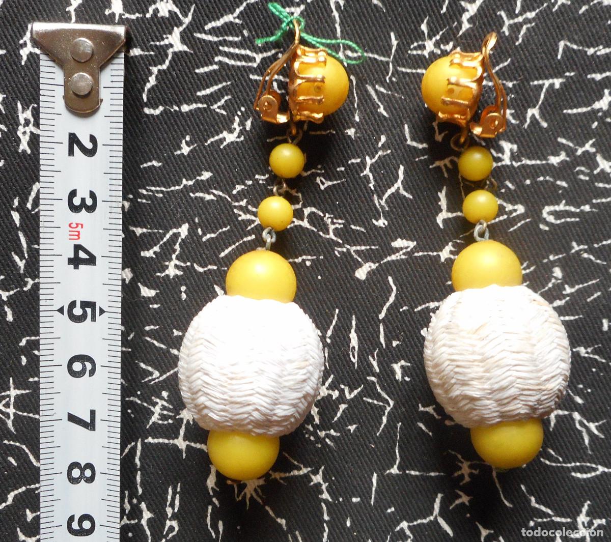 Vintage: PENDIENTES LARGOS DE LOS A&Ntilde;OS 60 - Foto 2