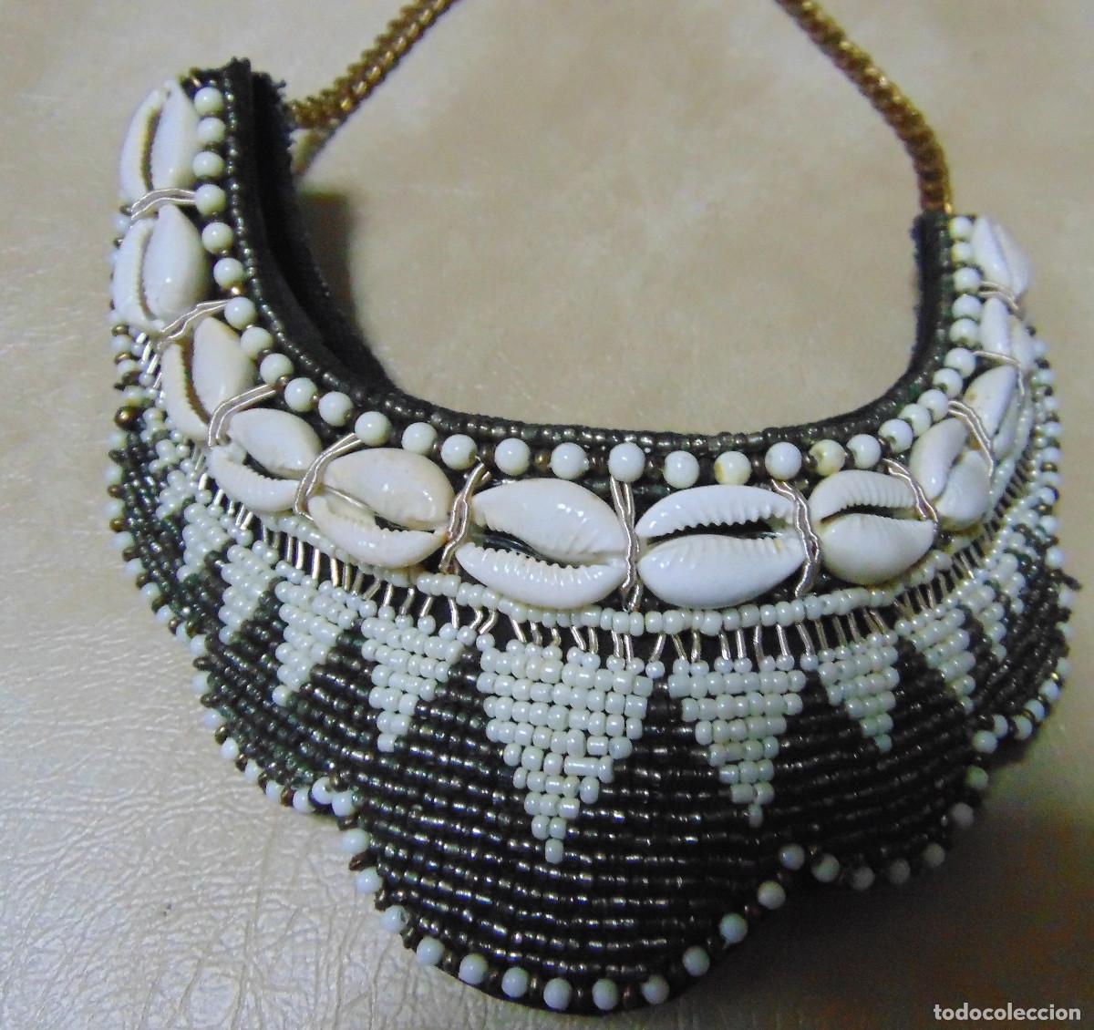 Vintage: COLLAR DE CARACOLAS - ESTILO BABERO - - Foto 1