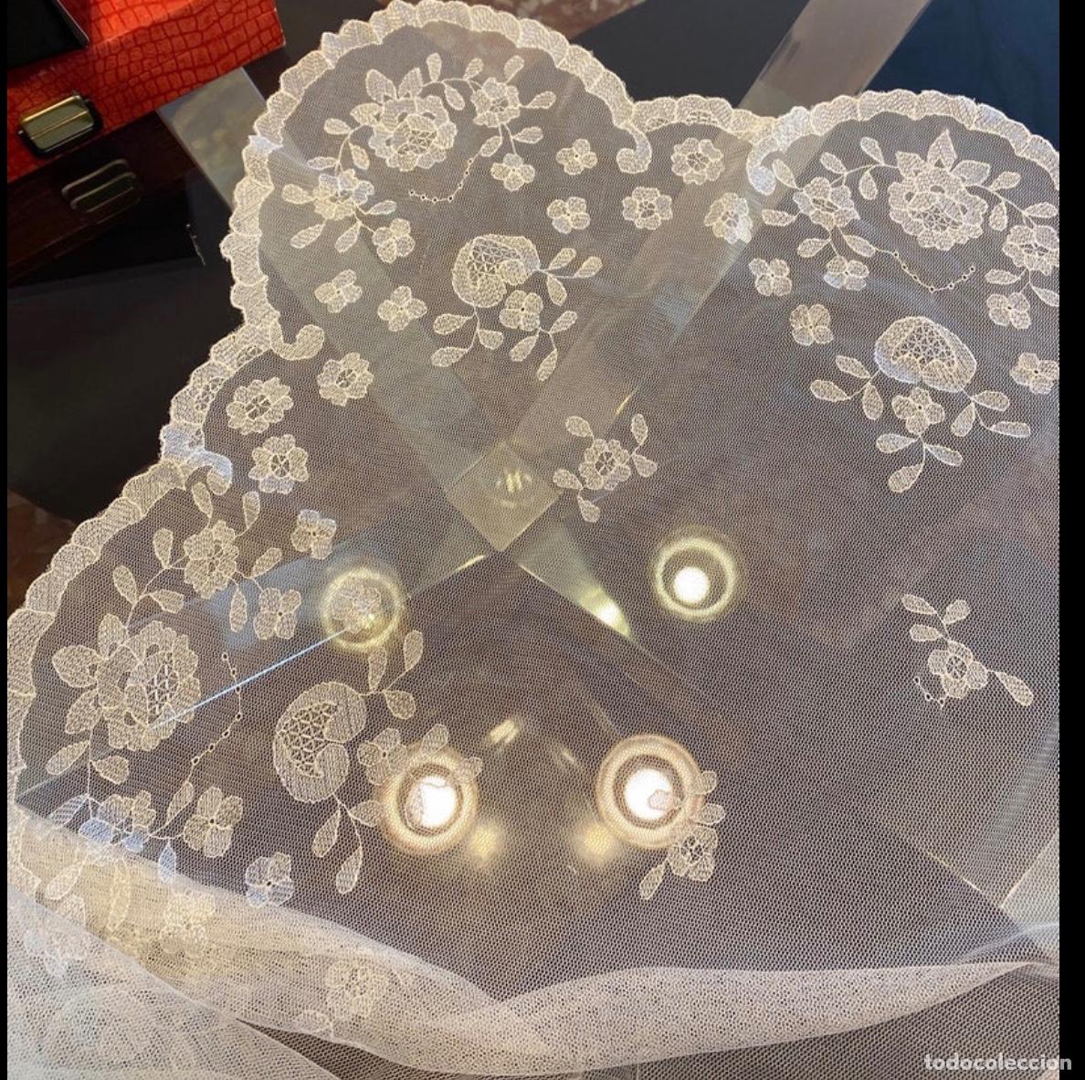 Vintage: Preciosa mantilla bordada a ano - Foto 2