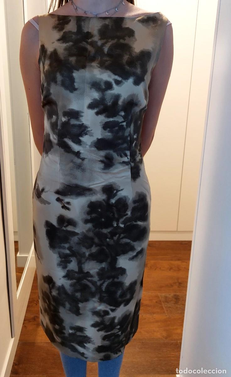 Vintage: Vestido tipo raso grueso, estampado - Foto 1