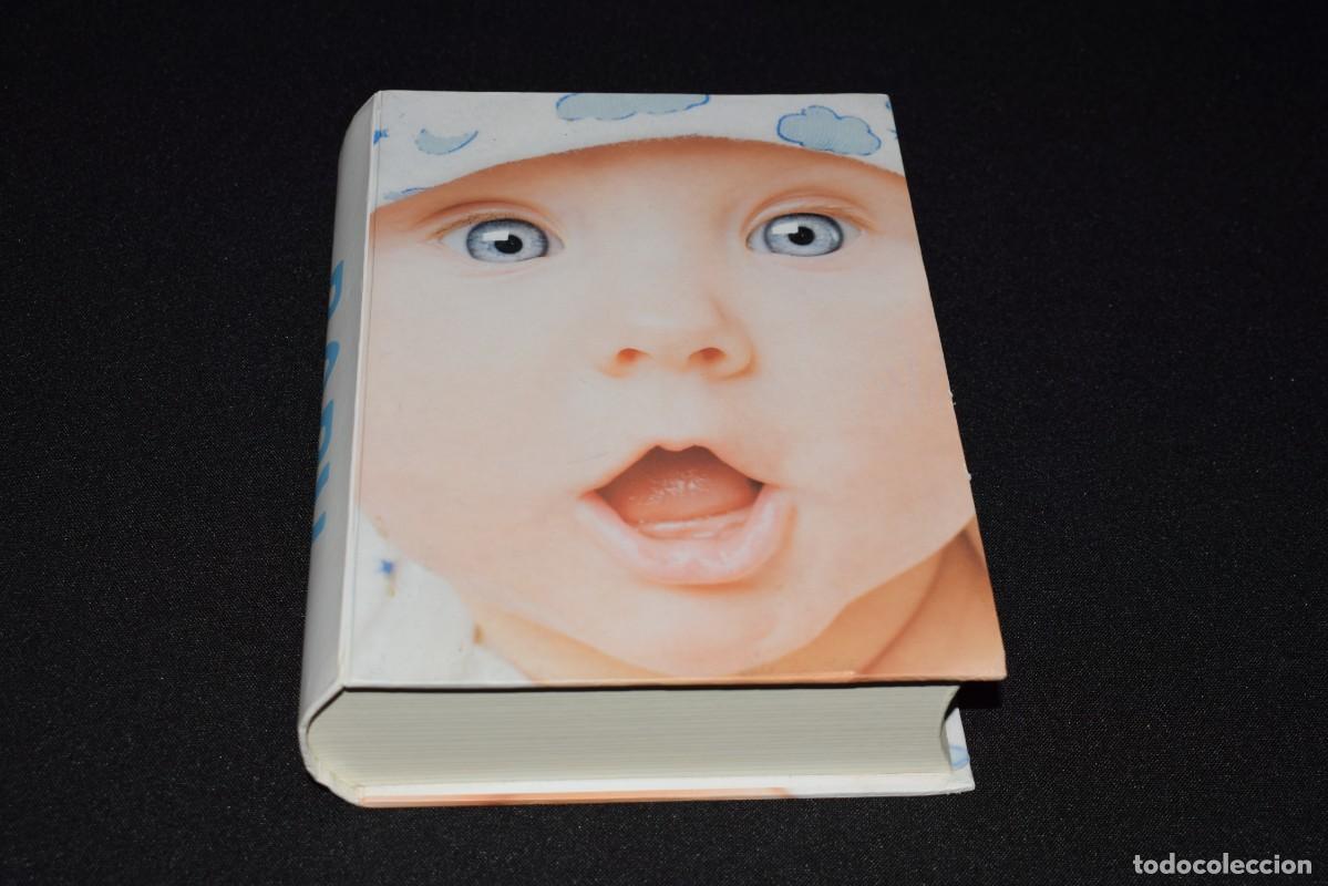 Vintage: Caja de beb&eacute; en forma de libro - Foto 1