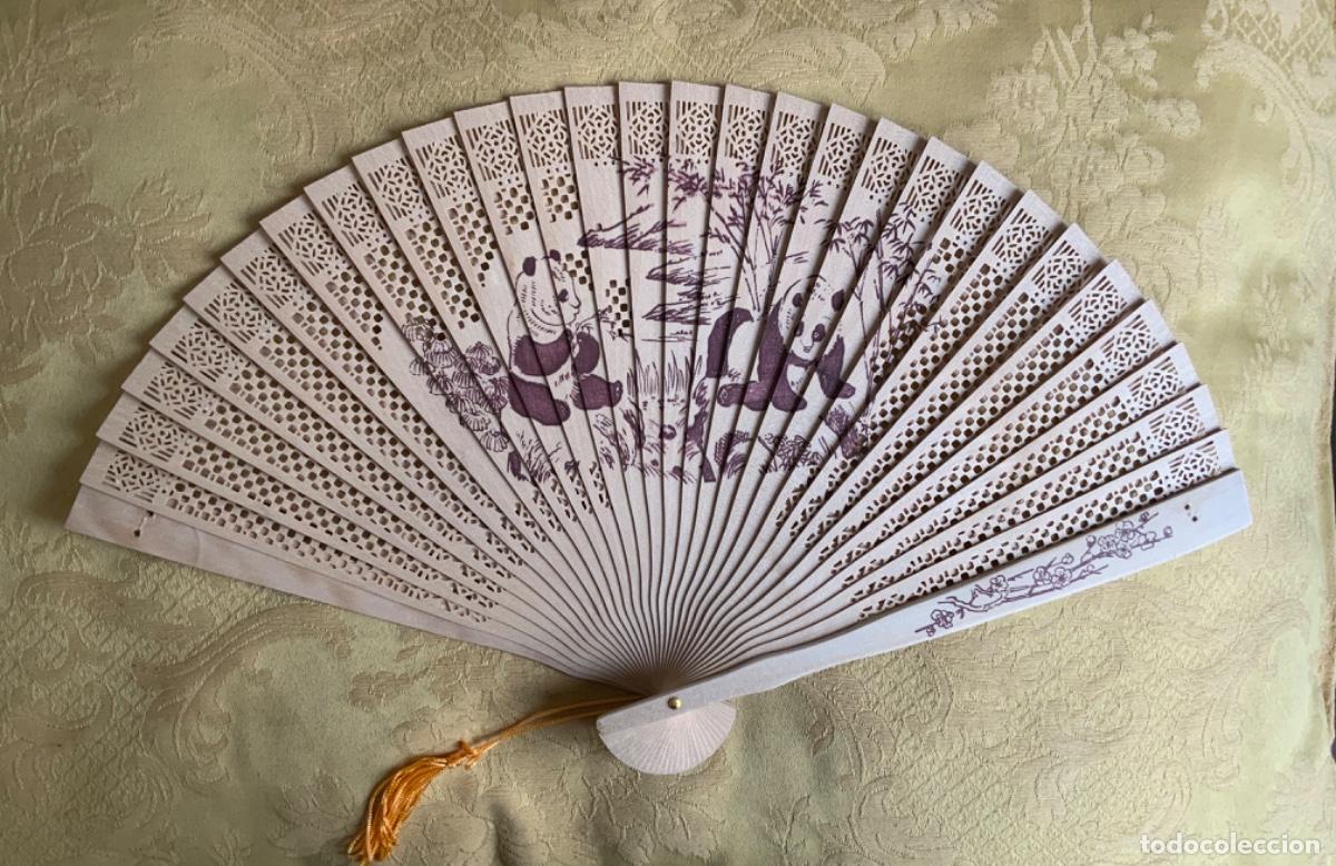 Vintage: ABANICO MADERA SIN BARNIZAR Y DIBUJOS DE OSOS PANDA - Foto 5