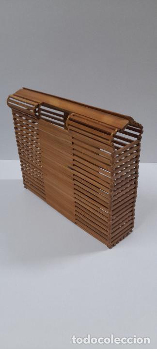 Vintage: BOLSO DE BAMBU . MUY BONITO - Foto 2