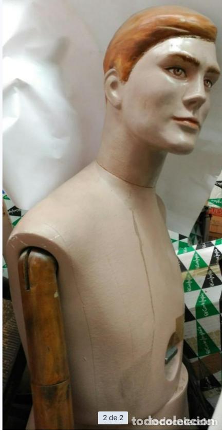 Vintage: Maniqu&iacute; de hombre con brazos de madera. - Foto 2