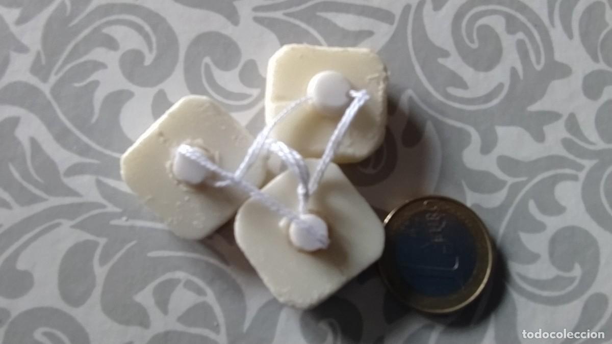Vintage: Botones blancos - Foto 3