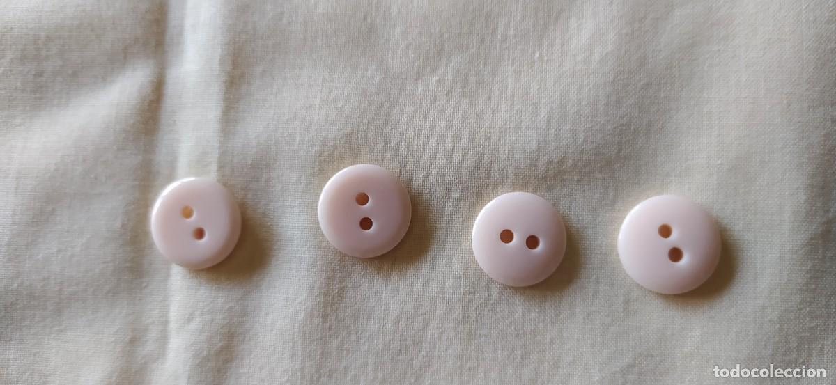 Vintage: Botones blancos rosados - Foto 2