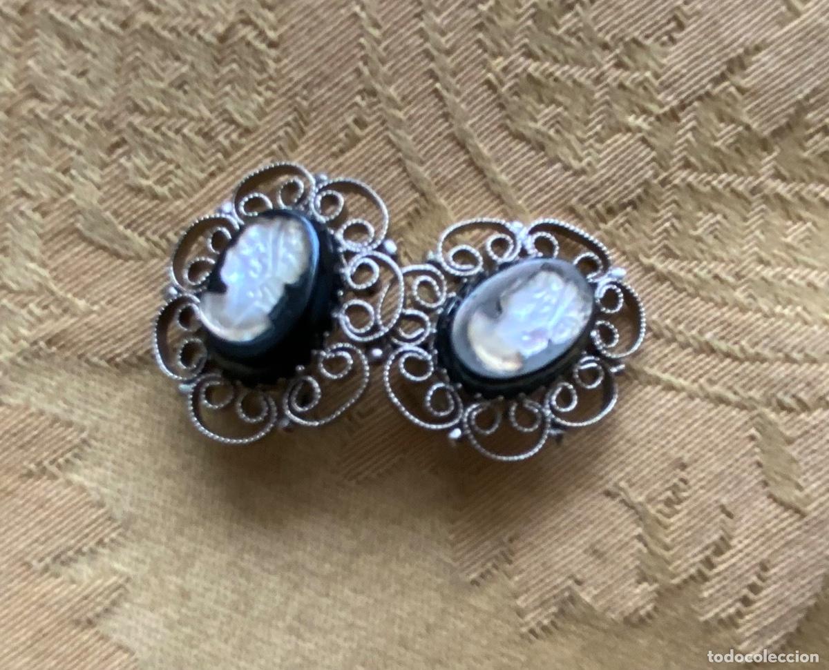 Vintage: ANTIGUOS PENDIENTES CAMAFEO DE CRISTAL - Foto 2