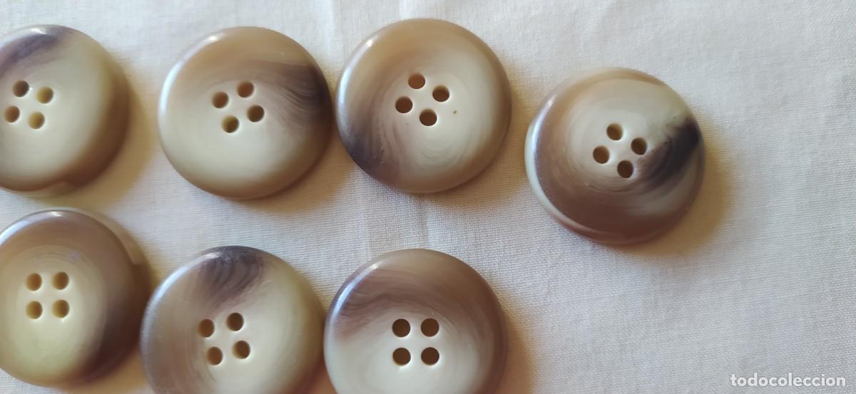 Vintage: Botones marron claro - Foto 7