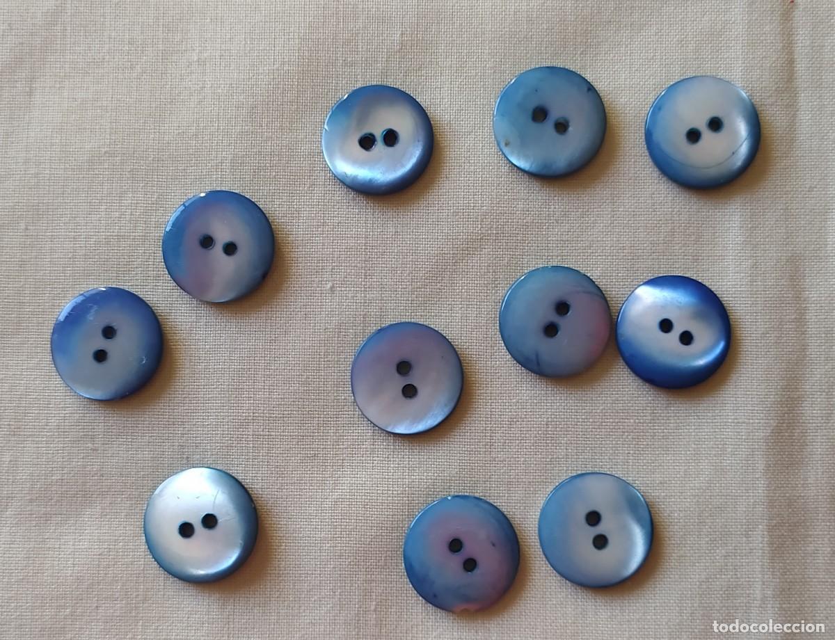 Vintage: Botones azules de nacar. - Foto 1