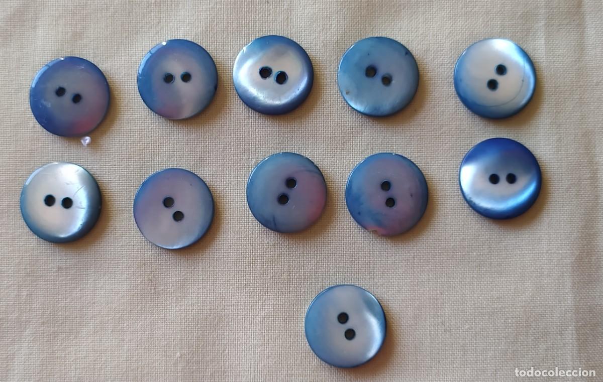 Vintage: Botones azules de nacar. - Foto 3