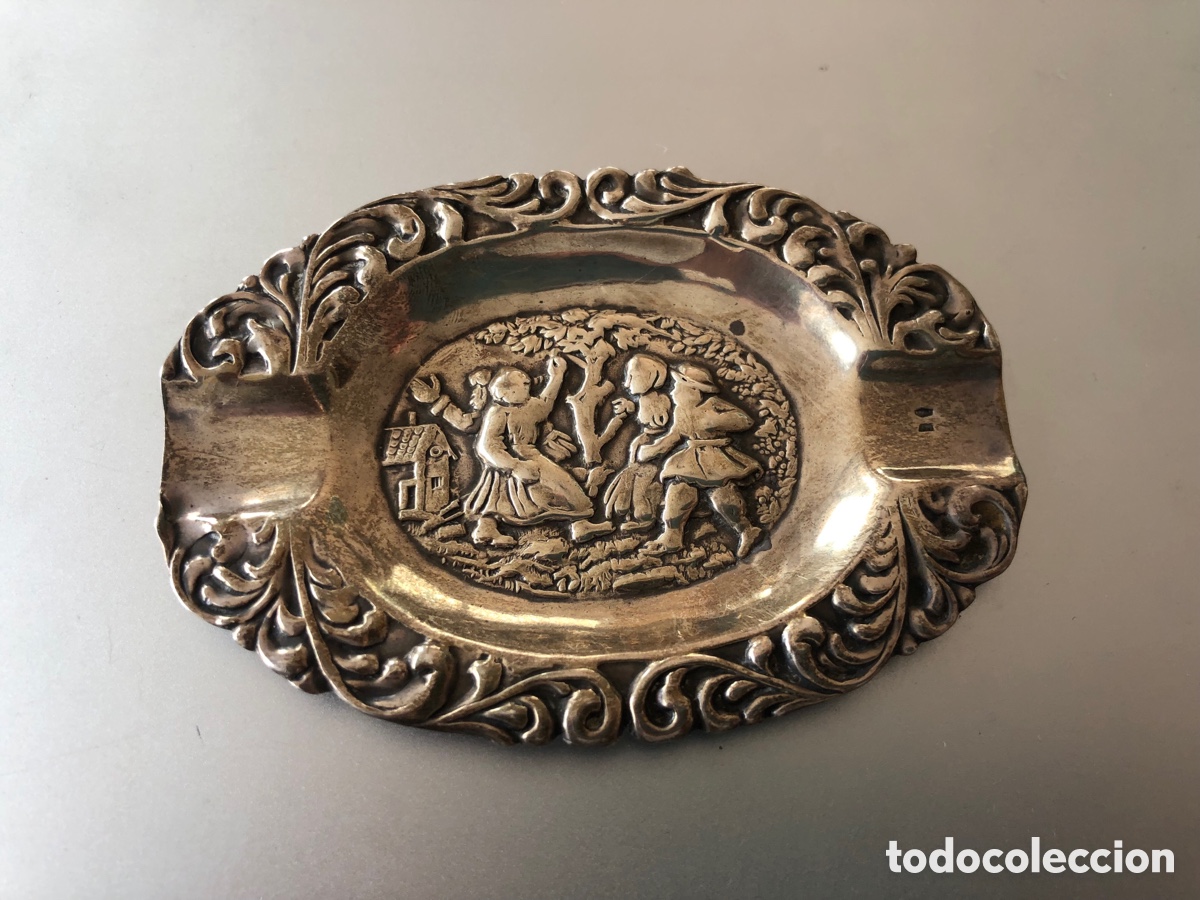 Vintage: Cenicero de plata repujada - Foto 2