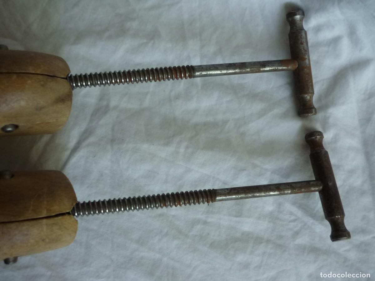 Vintage: Pareja de hormas de madera e hierro n&ordm; 22 - Foto 4