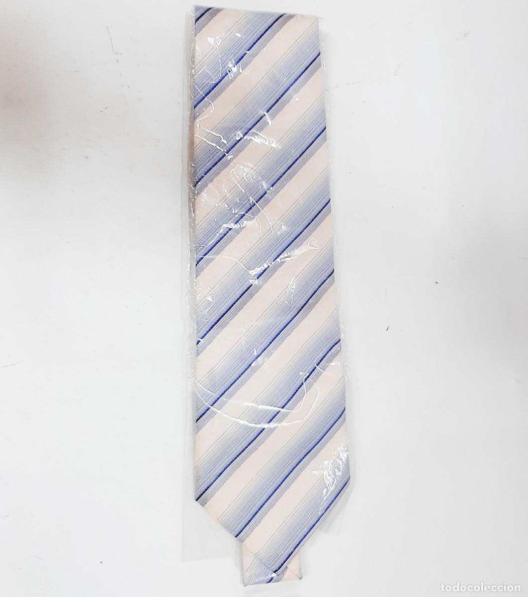 Vintage: Corbata vintage 90s(17.2) - Foto 2