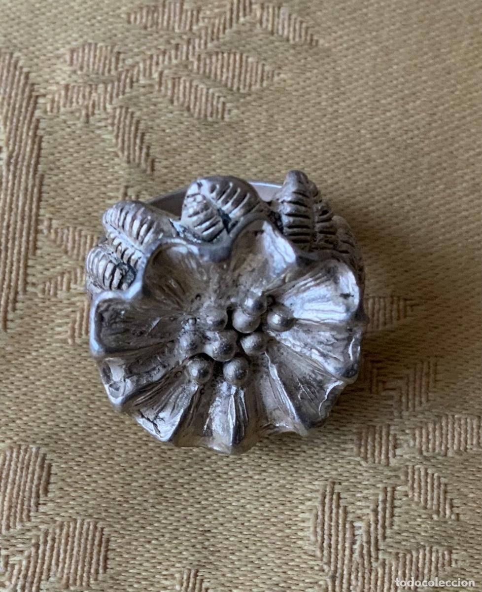 Vintage: ANILLO DE PLATA PUNZONADA, FLOR - Foto 1