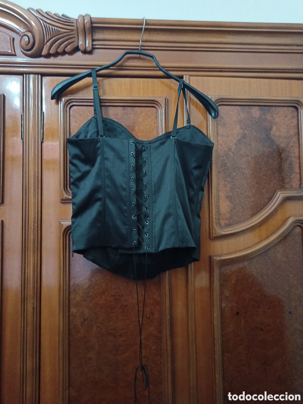 Vintage: Elegante top en raso negro. - Foto 2