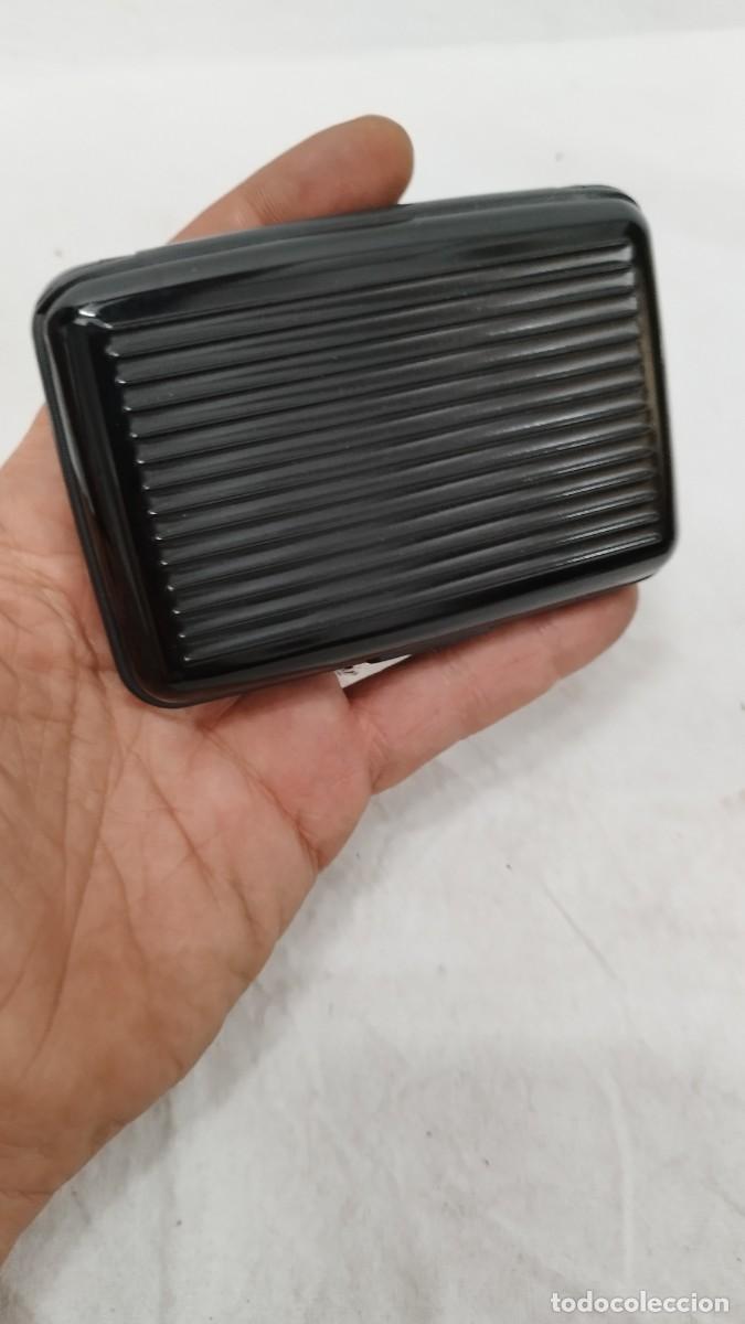 Vintage: Cartera Tarjetero Tipo Maletin de Plastico Duro - Foto 2