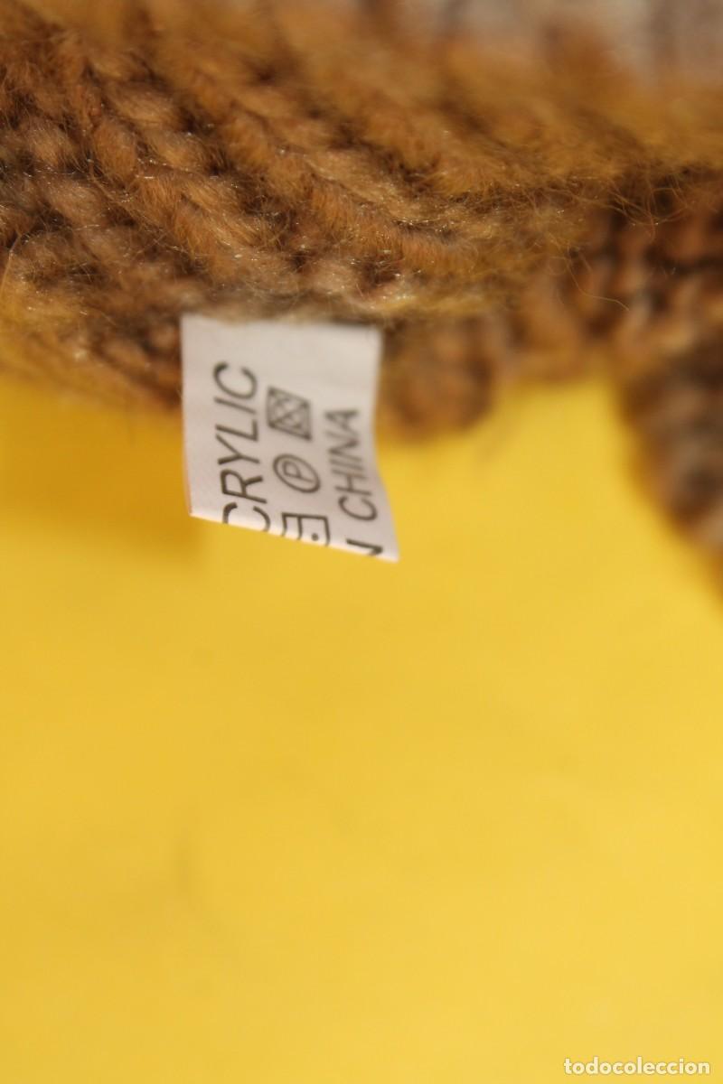 Vintage: 2 GORROS EL&Aacute;STICOS CON POMPON - Talla &uacute;nica - Foto 10