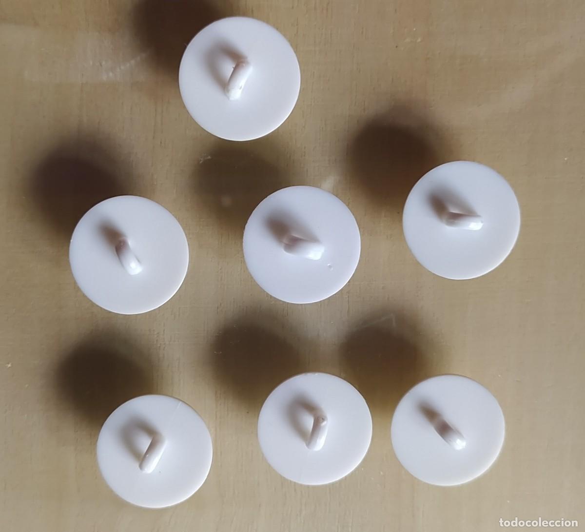 Vintage: 7 botones blancos - Foto 6