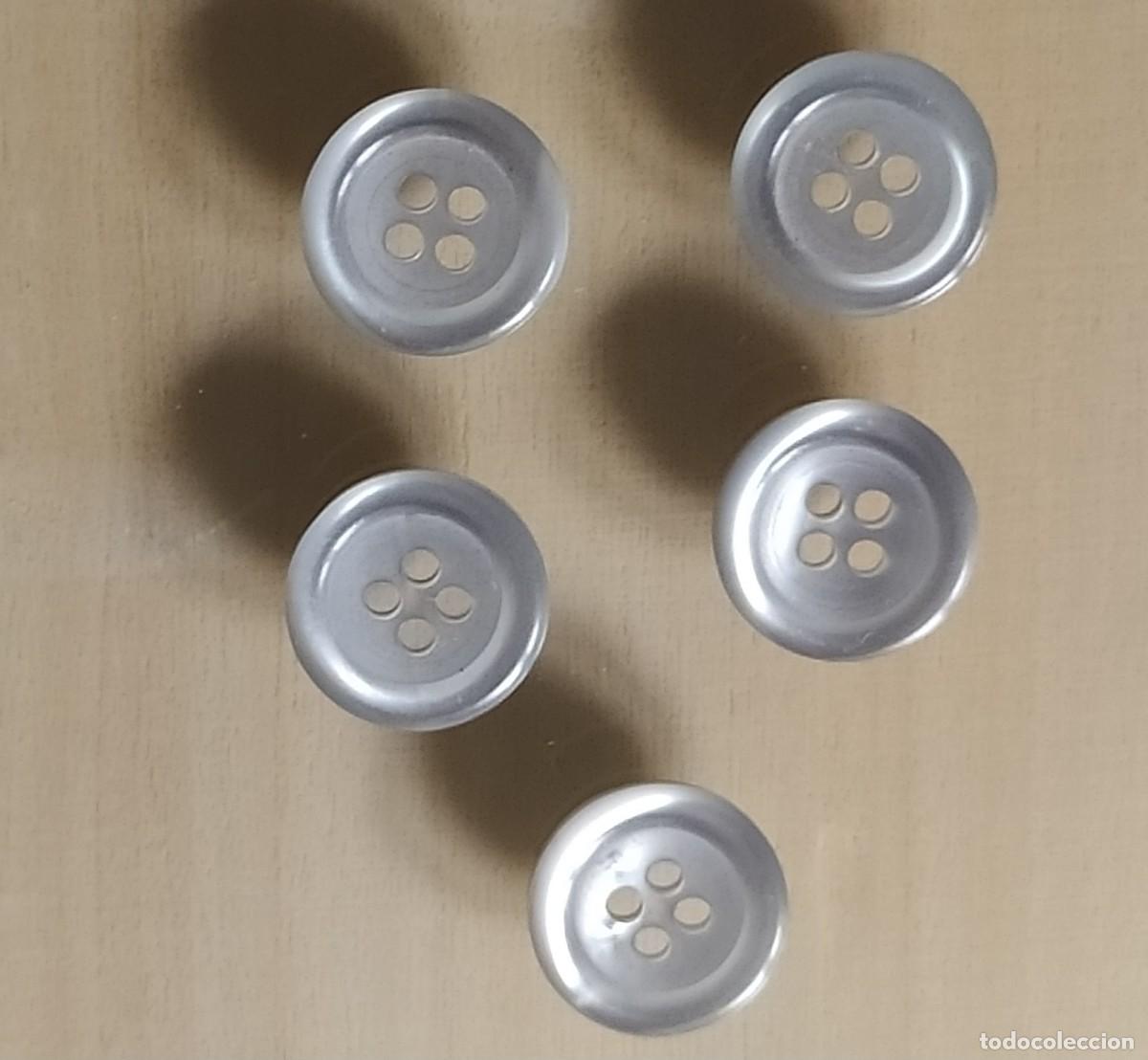 Vintage: 5 botones nacar gris perla. - Foto 3