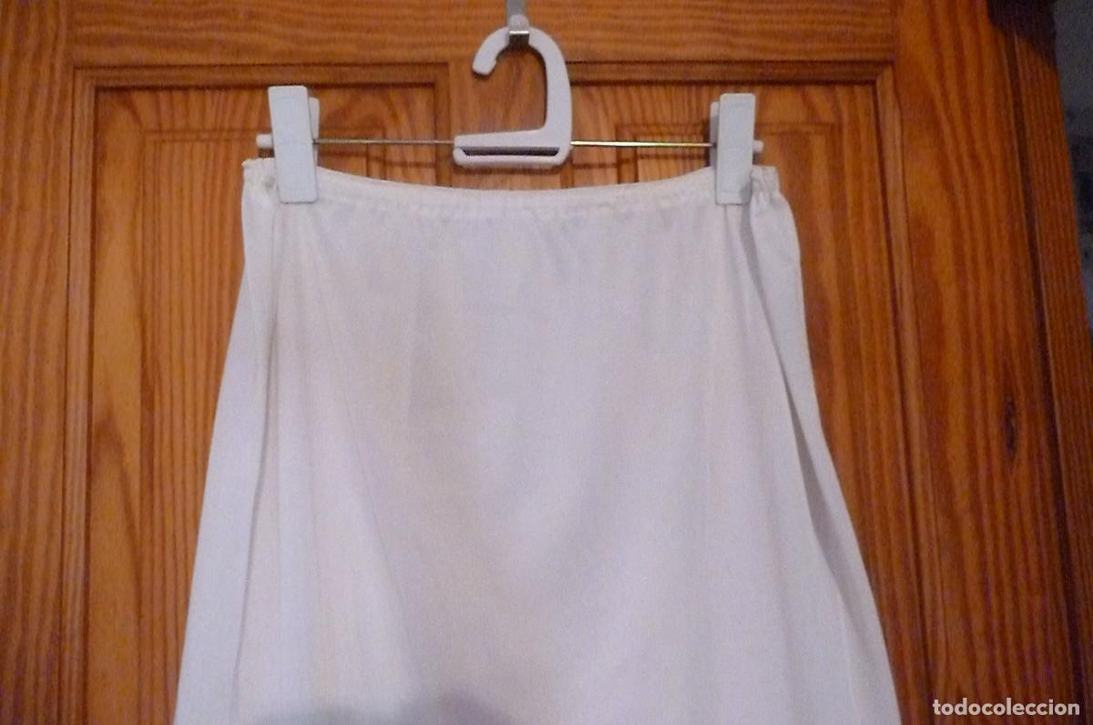 Vintage: Antigua combinaci&oacute;n. Ropa interior, falda - Foto 2